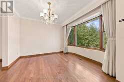 2429 REDFERN ROAD | Burlington Ontario | Slide Image Four