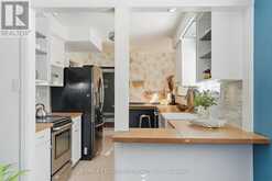 66 SKYLINE DRIVE | Dundas Ontario | Slide Image Seventeen
