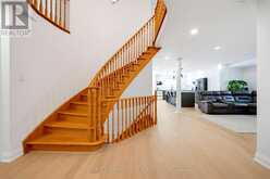 8 MOORELAND COURT | Markham Ontario | Slide Image Ten