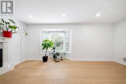 8 MOORELAND COURT | Markham Ontario | Slide Image Fifteen