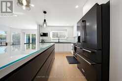 8 MOORELAND COURT | Markham Ontario | Slide Image Nineteen