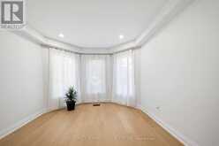 8 MOORELAND COURT | Markham Ontario | Slide Image Eight