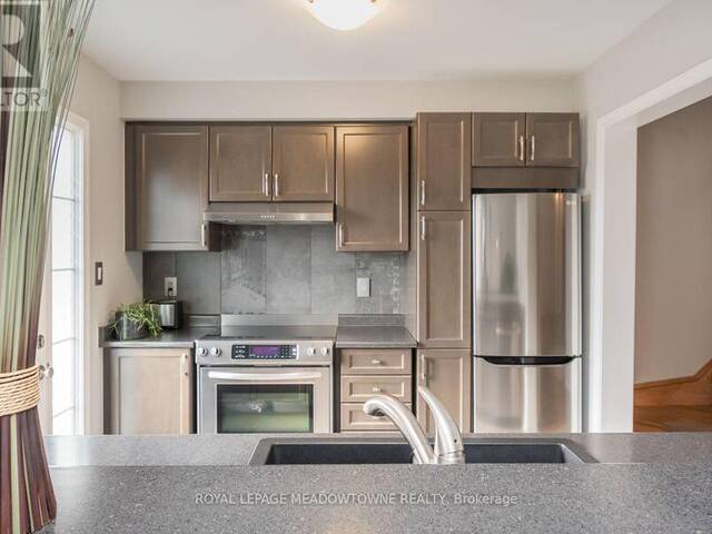 219 SEPTIMUS HEIGHTS Milton Ontario, L9T 8N7 - 2 Bedrooms Home For Sale