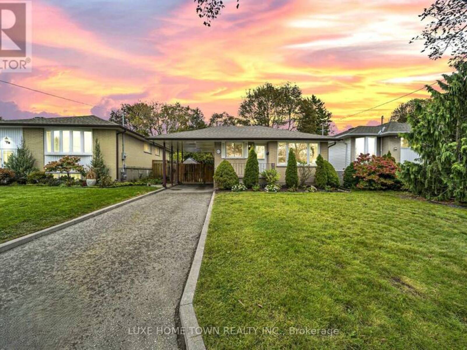 61 KEEWATIN STREET S, Oshawa, Ontario L1H 6Z2