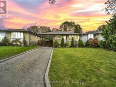61 KEEWATIN STREET S Oshawa Ontario, L1H 6Z2