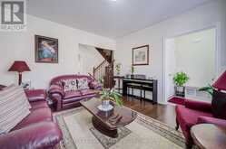 27 CINEMARK AVENUE | Markham Ontario | Slide Image Nine