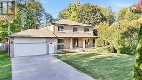 2 AMBERGLEN COURT | East Gwillimbury Ontario | Slide Image One