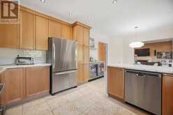 13 DOKKUM CRESCENT | Brampton Ontario | Slide Image Nineteen