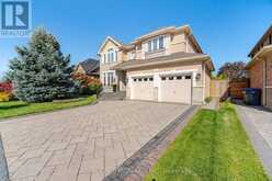 13 DOKKUM CRESCENT | Brampton Ontario | Slide Image Three