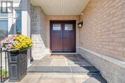 13 DOKKUM CRESCENT | Brampton Ontario | Slide Image Five