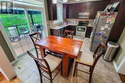 128 MONTREAL CIRCLE | Hamilton Ontario | Slide Image Sixteen