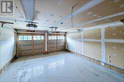 128 MONTREAL CIRCLE | Hamilton Ontario | Slide Image Forty