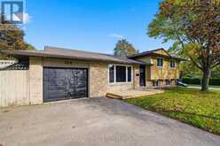 170 SUNSET BOULEVARD | Cambridge Ontario | Slide Image Three