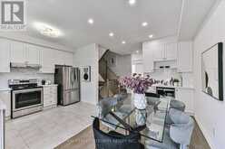 25 CHICAGO LANE | Markham Ontario | Slide Image Sixteen