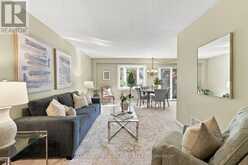 707 CARADONNA CRESCENT | Newmarket Ontario | Slide Image Four