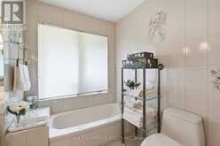 904 MONTGOMERY DRIVE | Ancaster Ontario | Slide Image Thirty