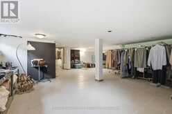 904 MONTGOMERY DRIVE | Ancaster Ontario | Slide Image Thirty-four