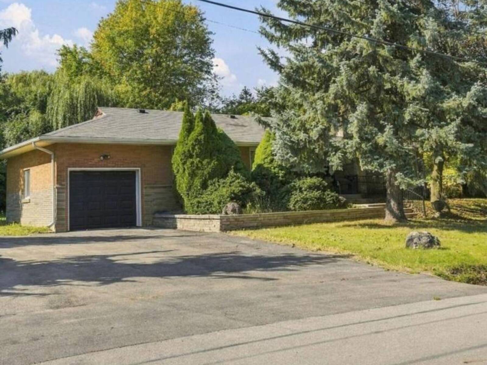 904 MONTGOMERY DRIVE, Ancaster, Ontario L9G 3H9