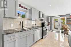 171 GOLD PARK GATE | Angus Ontario | Slide Image Nineteen
