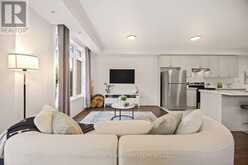 30 RILEY REED LANE | Richmond Hill Ontario | Slide Image Fifteen