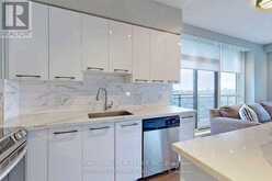 605 - 85 NORTH PARK ROAD | Vaughan Ontario | Slide Image Ten