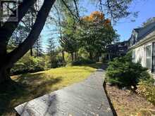 10 YORKTON BOULEVARD | Markham Ontario | Slide Image Four