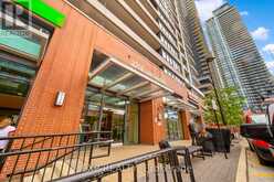 2509 - 2212 LAKE SHORE BOULEVARD W | Toronto Ontario | Slide Image Two