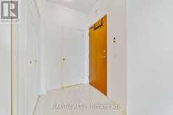 2509 - 2212 LAKE SHORE BOULEVARD W | Toronto Ontario | Slide Image Eight