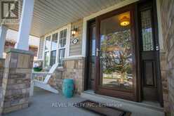 48 LOVELL CRESCENT | Brantford Ontario | Slide Image Four
