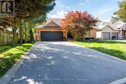506 REGINA DRIVE | Burlington Ontario | Slide Image Two