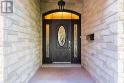 506 REGINA DRIVE | Burlington Ontario | Slide Image Three