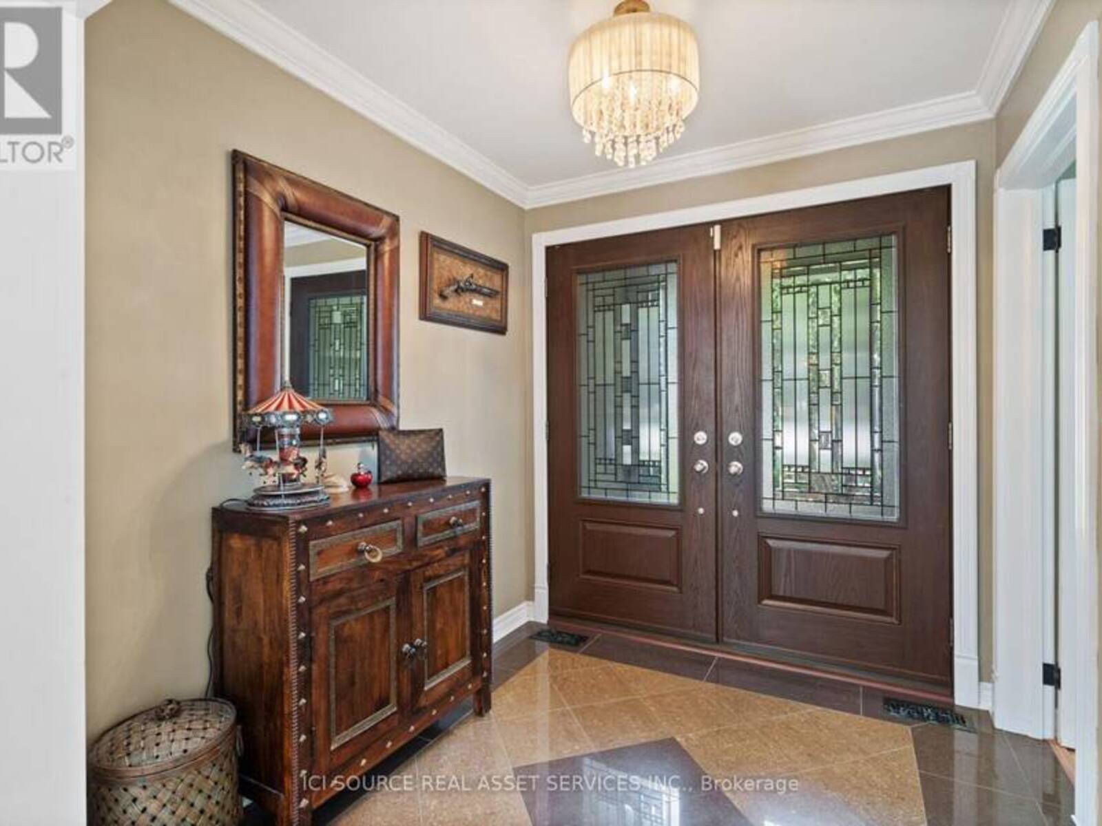 109 HIGHLAND LANE, Richmond Hill, Ontario L4C 3S1
