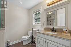 109 HIGHLAND LANE | Richmond Hill Ontario | Slide Image Nineteen