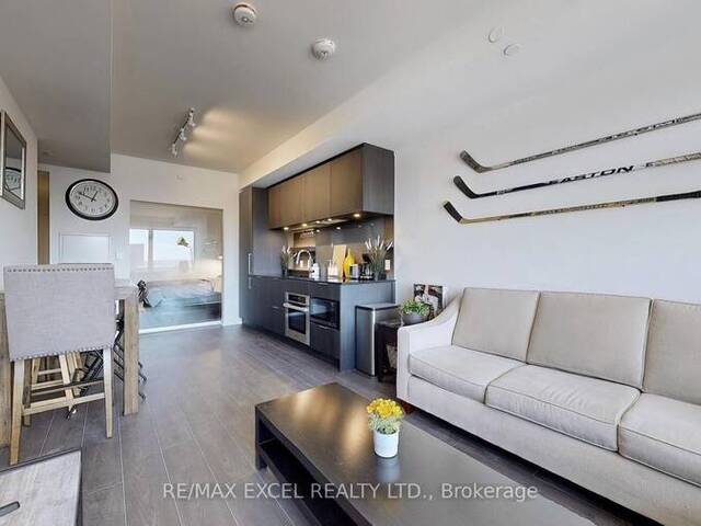 716 - 28 ANN STREET Mississauga Ontario, L5G 0E1 - 2 Bedrooms Condo For Sale