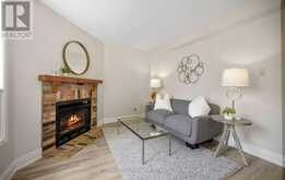 2092 HUNT CRESCENT | Burlington Ontario | Slide Image Thirteen