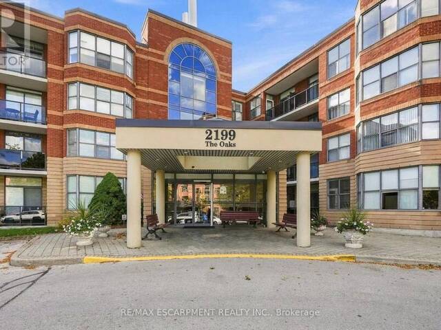 208 - 2199 SIXTH LINE Oakville Ontario, L6H 5V3 - 2 Bedrooms Condo For Sale