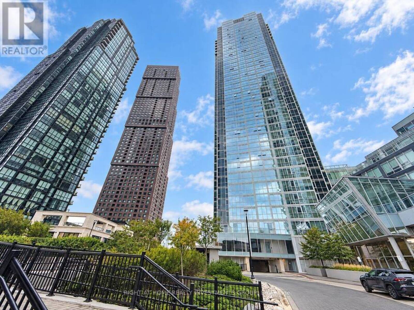 3305 - 2916 HIGHWAY 7, Vaughan, Ontario L4K 0K6