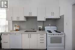 200 ALBANY AVENUE | Toronto Ontario | Slide Image Nine