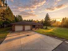 2955 16TH SIDE ROAD | King Ontario | Slide Image One