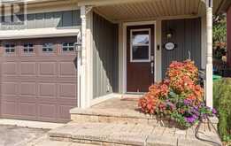 6879 POSTMASTER RIDGE | Mississauga Ontario | Slide Image Three