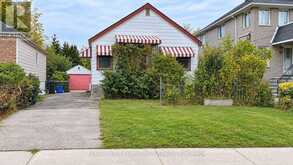56 COMMONWEALTH AVENUE | Toronto Ontario | Slide Image One