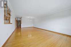 50 FELAN CRESCENT | Toronto Ontario | Slide Image Nine