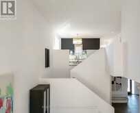 4636 LEE AVENUE | Niagara Falls Ontario | Slide Image Seven