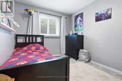 31 KARSH CRESCENT | Hamilton Ontario | Slide Image Seventeen