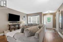 31 KARSH CRESCENT | Hamilton Ontario | Slide Image Four