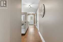 31 KARSH CRESCENT | Hamilton Ontario | Slide Image Five