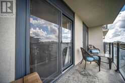 513 - 872 SHEPPARD AVENUE W | Toronto Ontario | Slide Image Twelve