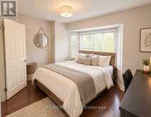 529 - 895 MAPLE AVENUE | Burlington Ontario | Slide Image Six