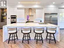 48 SHARRON DRIVE | Toronto Ontario | Slide Image Nine