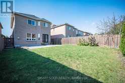 15 MIRANDO STREET | Richmond Hill Ontario | Slide Image Thirty